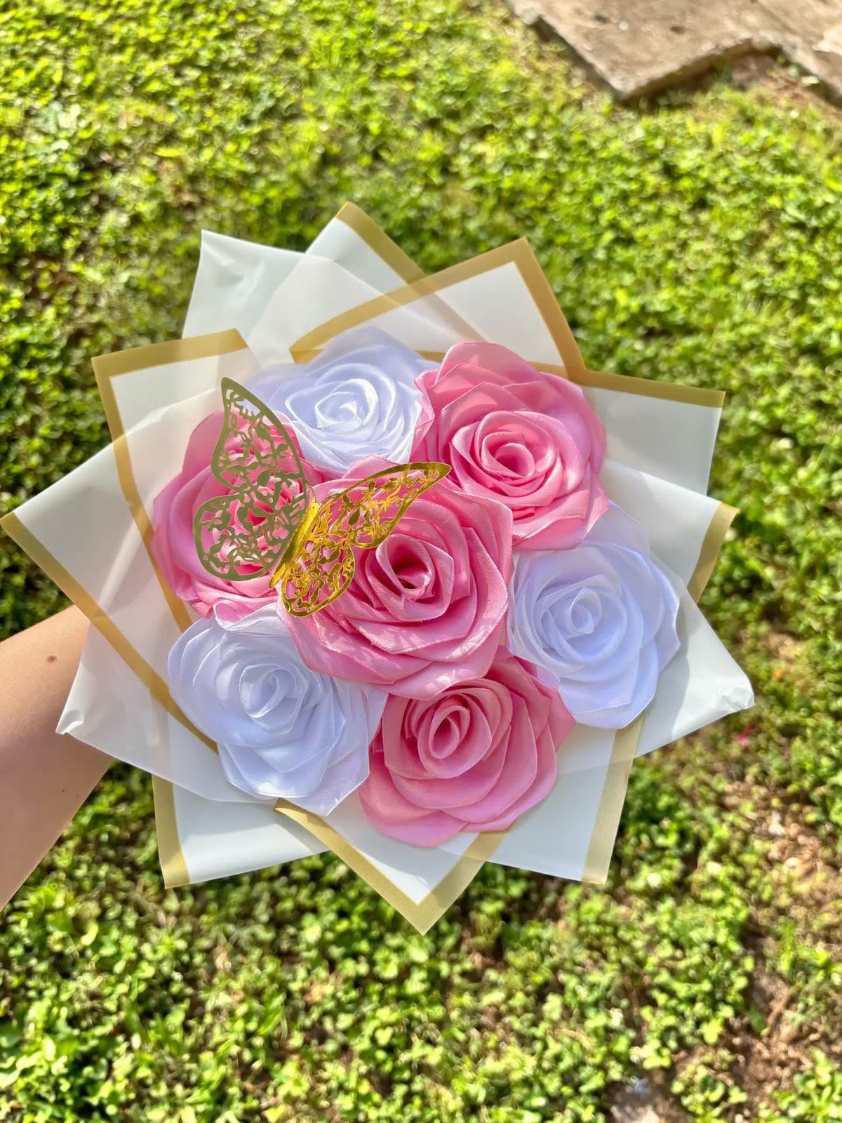 Artificial rose bouquet (ribbon roses) 7 rose