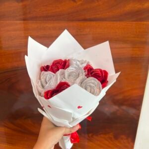 red and white rose bouquet