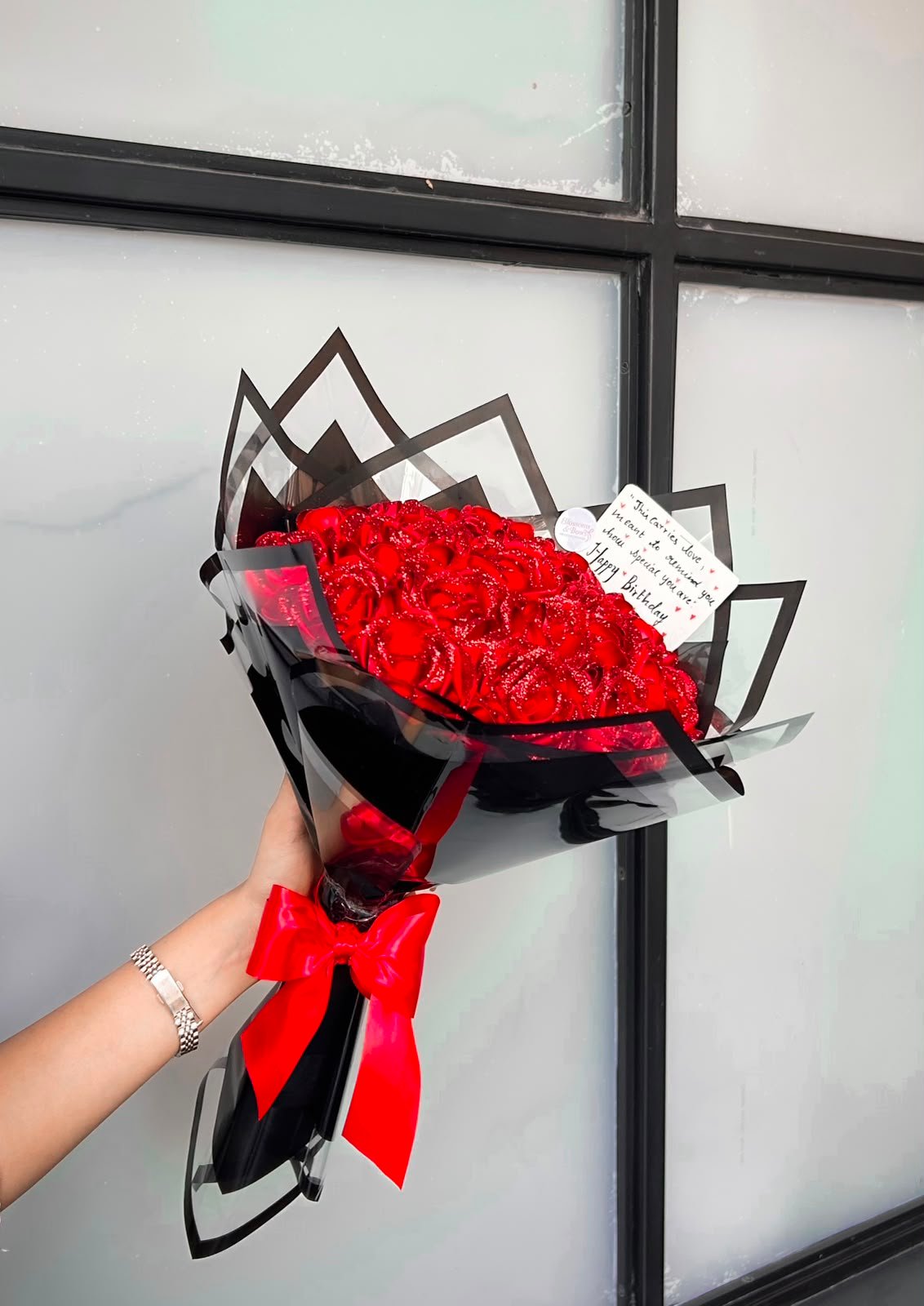 Eternal bouquet (18 roses )
