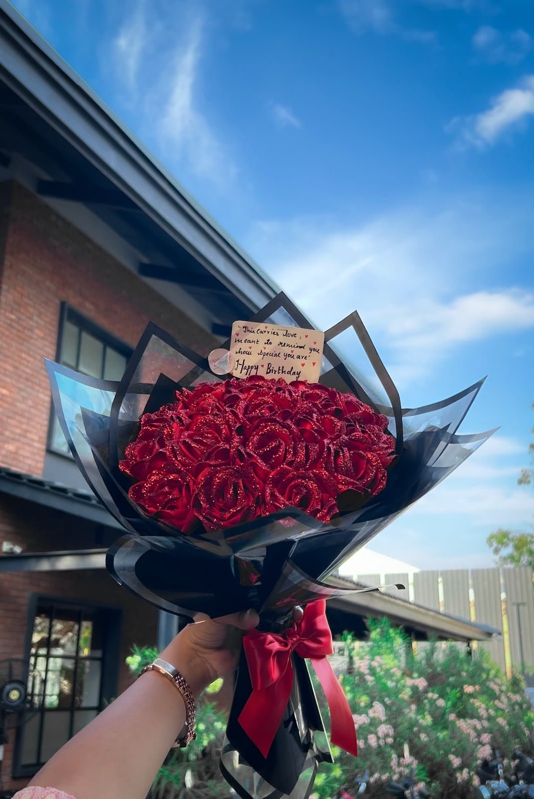 Eternal bouquet (18 roses )