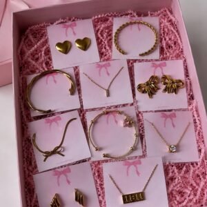 Jewellery hamper box  (10-15 anti tarnish jewellery will be added)